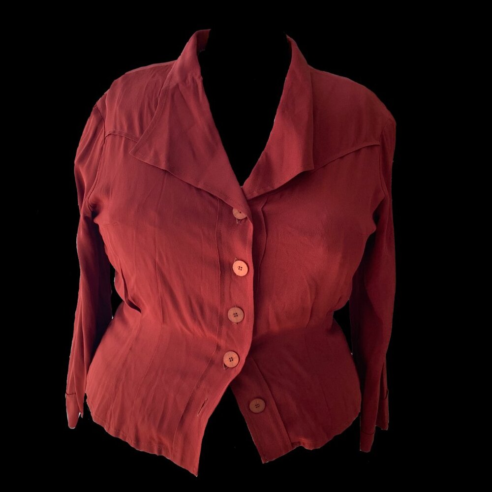 Manifesto Repro 1940s Rayon Blouse in Burgundy